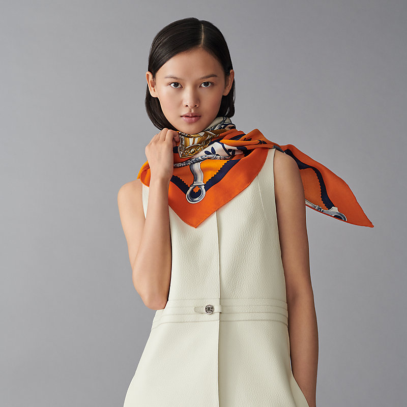 エルメス HERMÉS ストール トライアングルETRIERS REMIX Etriers Remix